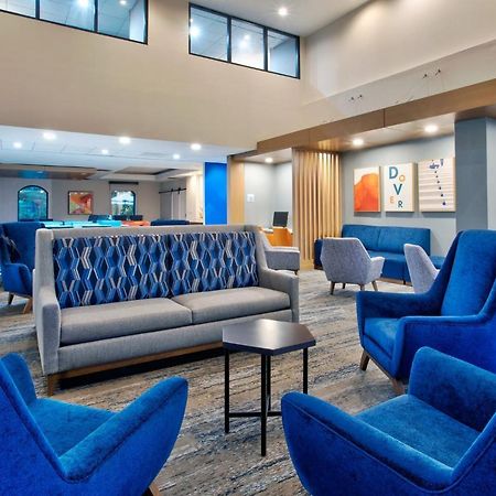Holiday Inn Express Hotel & Suites Dover By Ihg Екстериор снимка