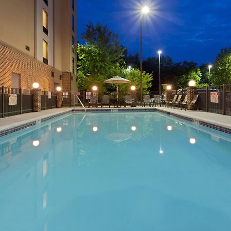 Holiday Inn Express Hotel & Suites Dover By Ihg Екстериор снимка