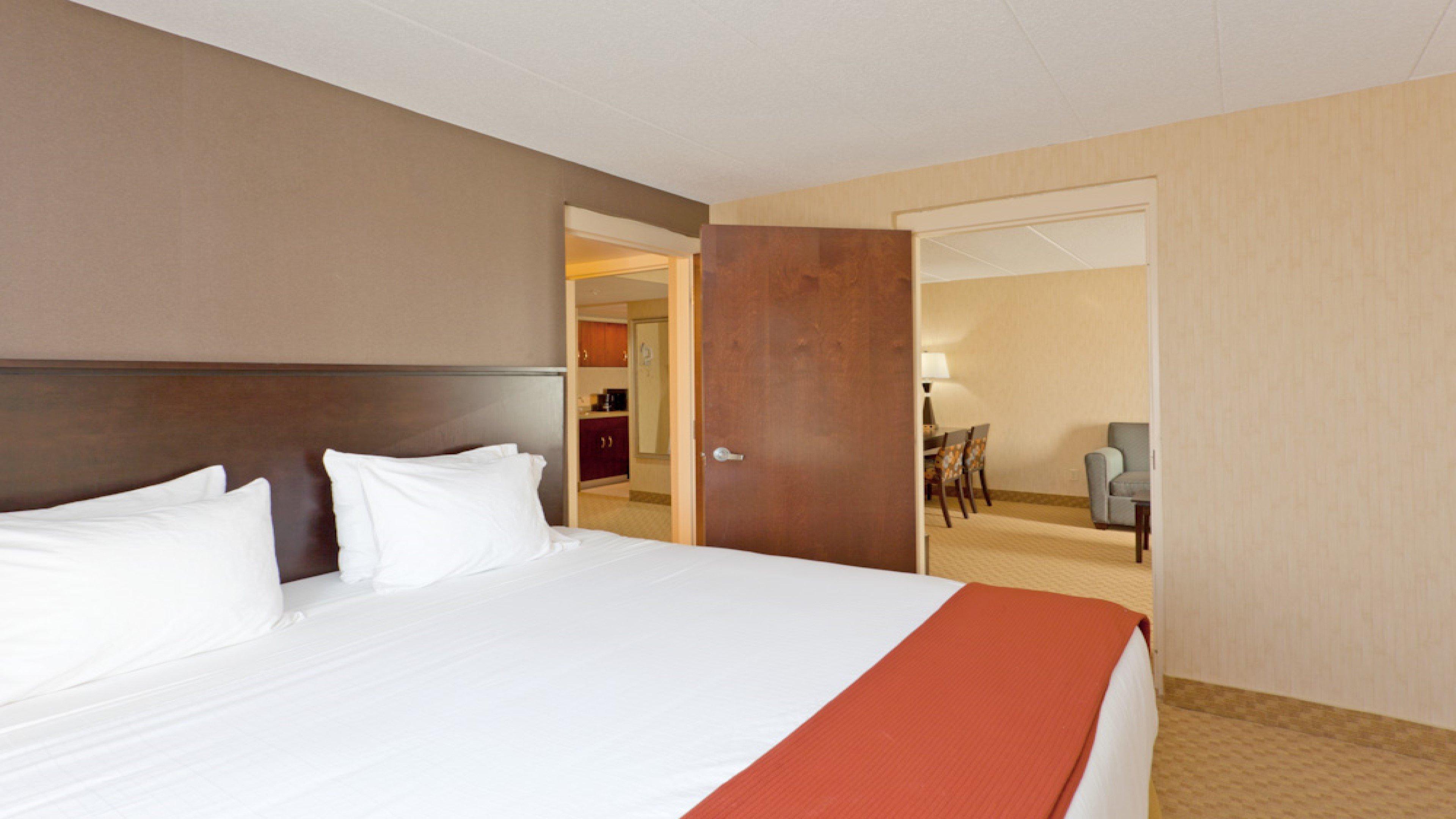 Holiday Inn Express Hotel & Suites Dover By Ihg Стая снимка