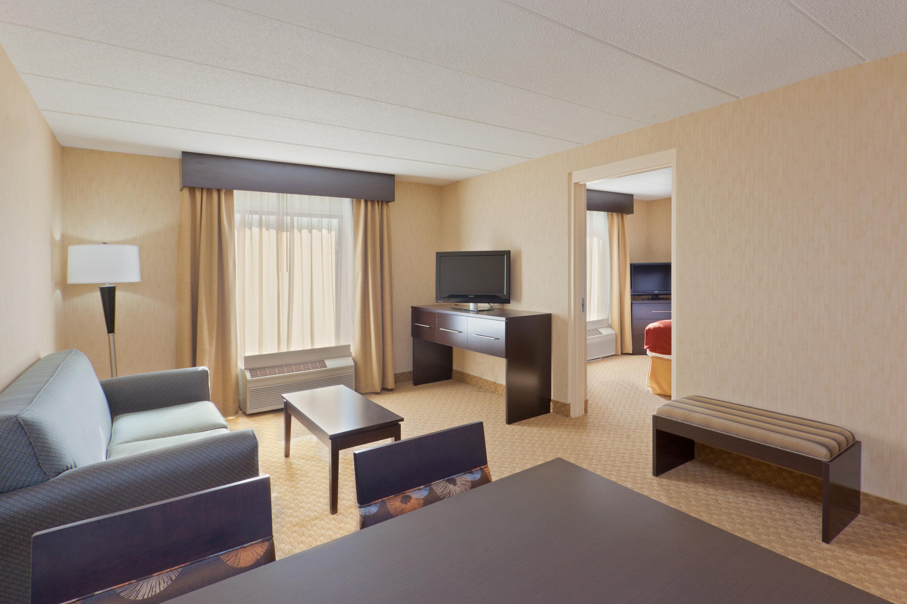 Holiday Inn Express Hotel & Suites Dover By Ihg Екстериор снимка