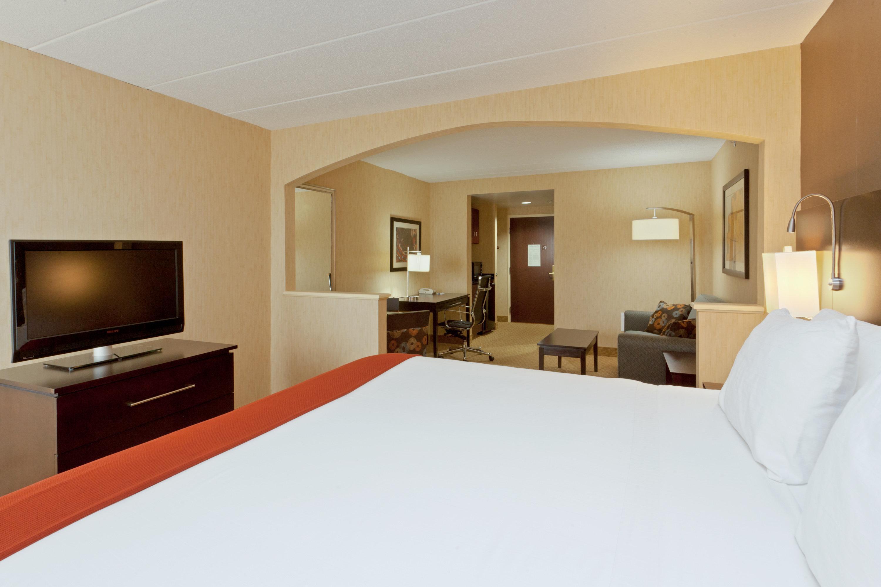 Holiday Inn Express Hotel & Suites Dover By Ihg Екстериор снимка