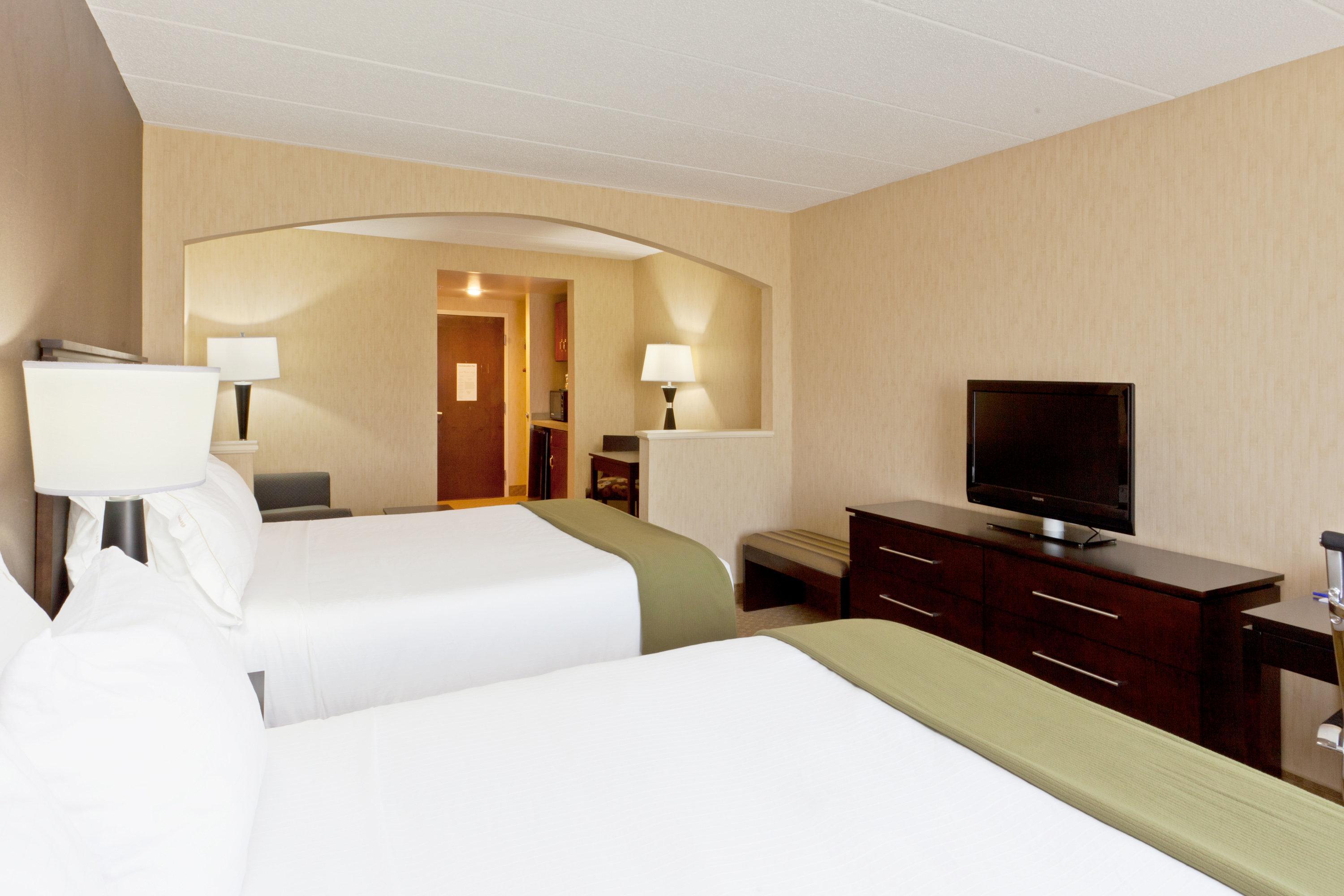 Holiday Inn Express Hotel & Suites Dover By Ihg Екстериор снимка