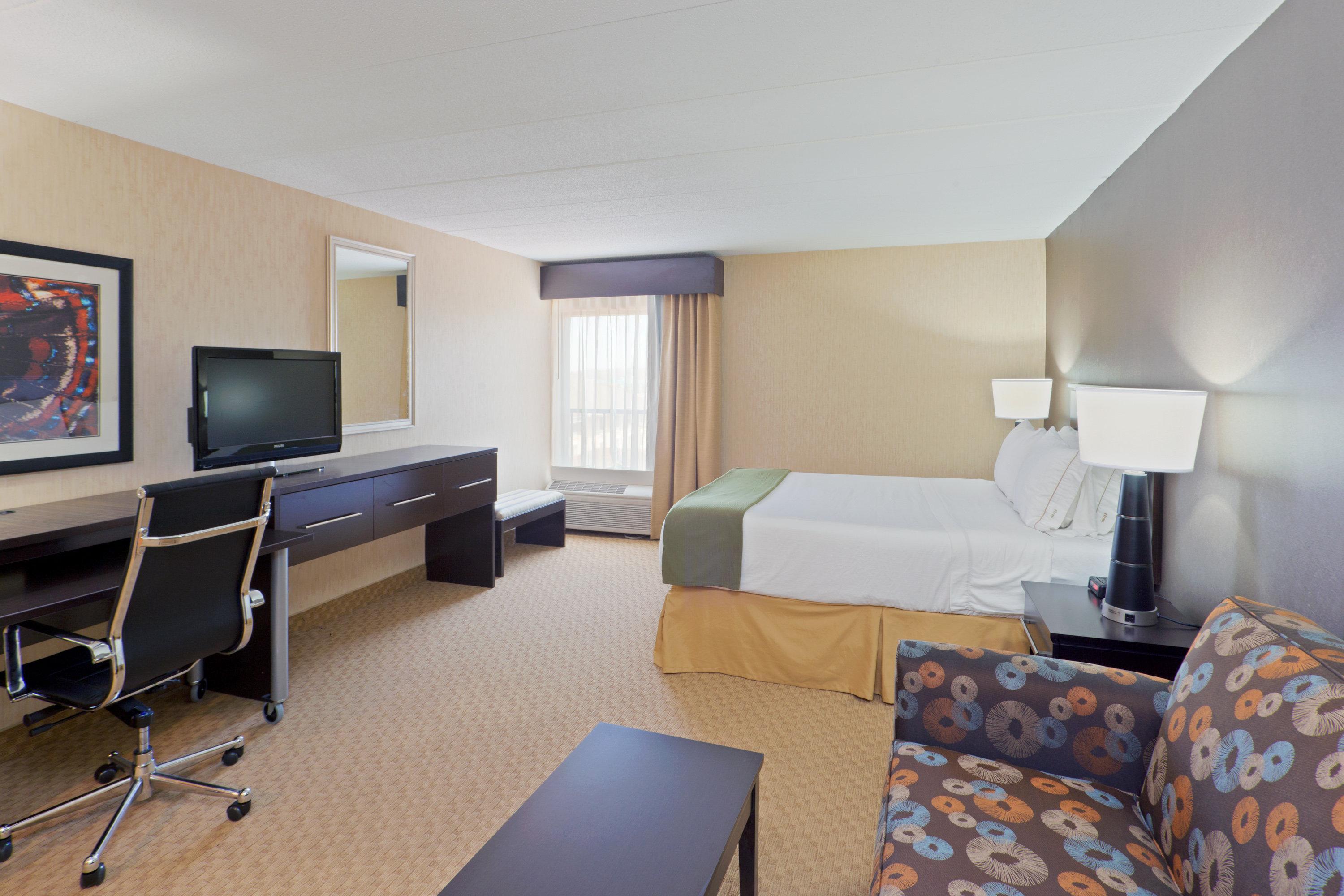 Holiday Inn Express Hotel & Suites Dover By Ihg Екстериор снимка